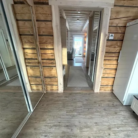 Flamia Apartment *