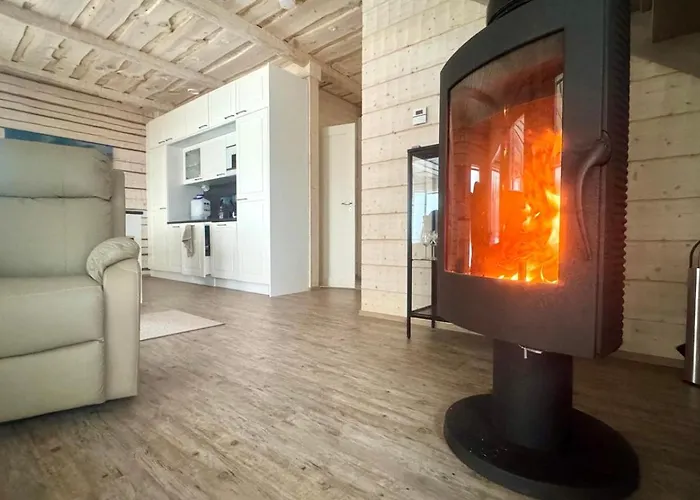 Lägenhet Flamia Levi